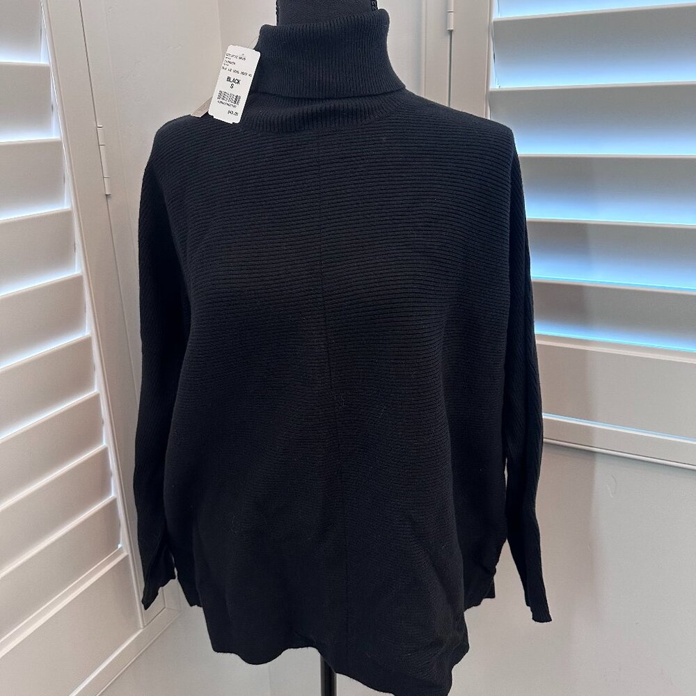 Cupio Black Turtle Neck Sweater (S)